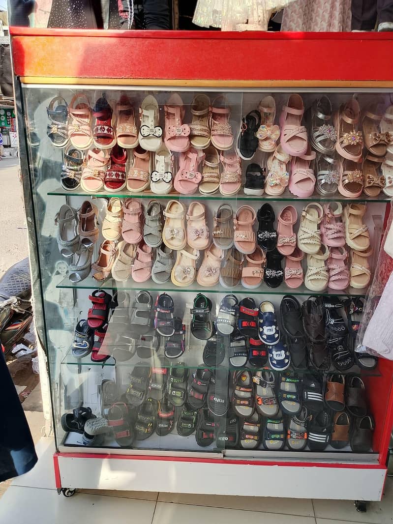 ں  دکان کے لیے شیشے کی الماری / ڈسپلے کاؤنٹر برائے فروخت 2