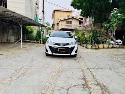 Toyota Yaris 1.3 Gli CVT 2021 Model First Hand