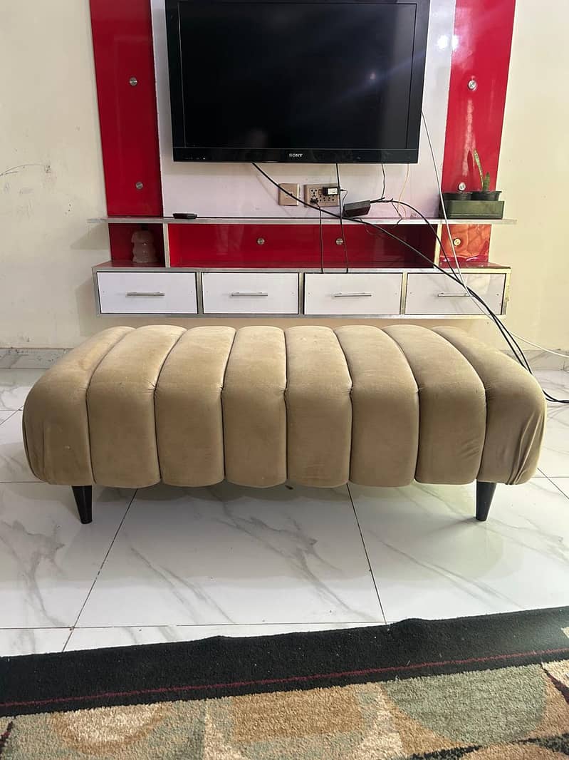 Spacious 6-Seater Sofa Set – Excellent Condition 5