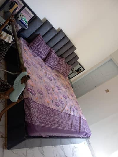 Bedroom set for sale