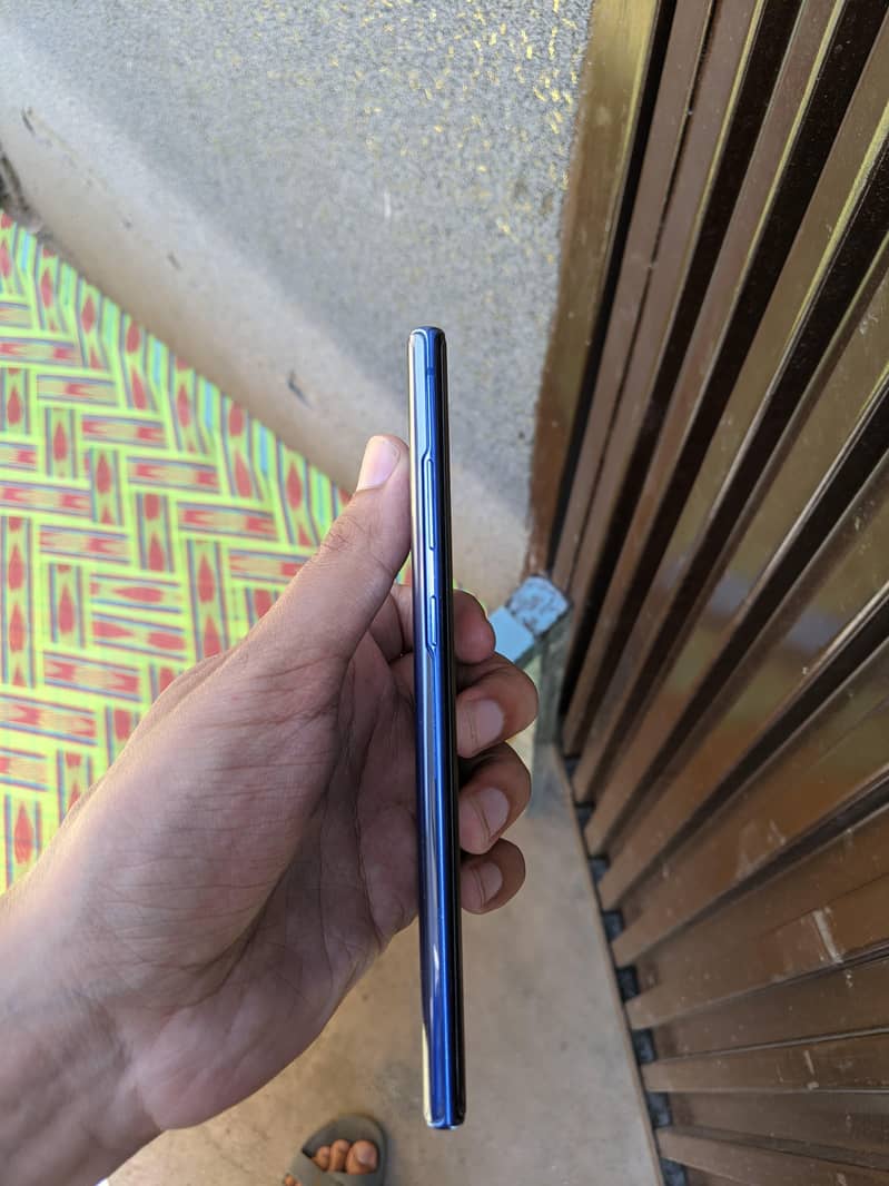 Samsung note 10 plus 6