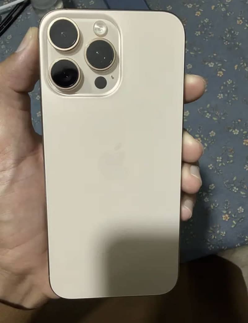 Iphone 16 pro max 0