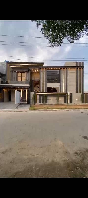Ultra Modern Beautiful Brand New House for Sale