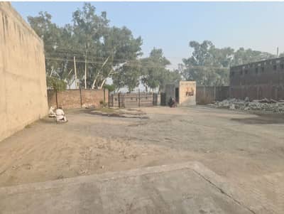 2 hall for rent main GT road rahwali . one (18000 sq. ft) 2nd (15000 sq. ft)