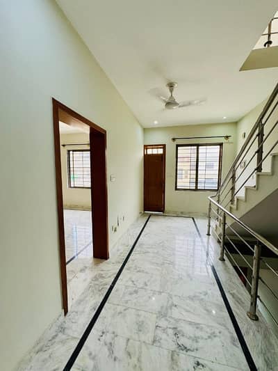 Upper Portion For Rent