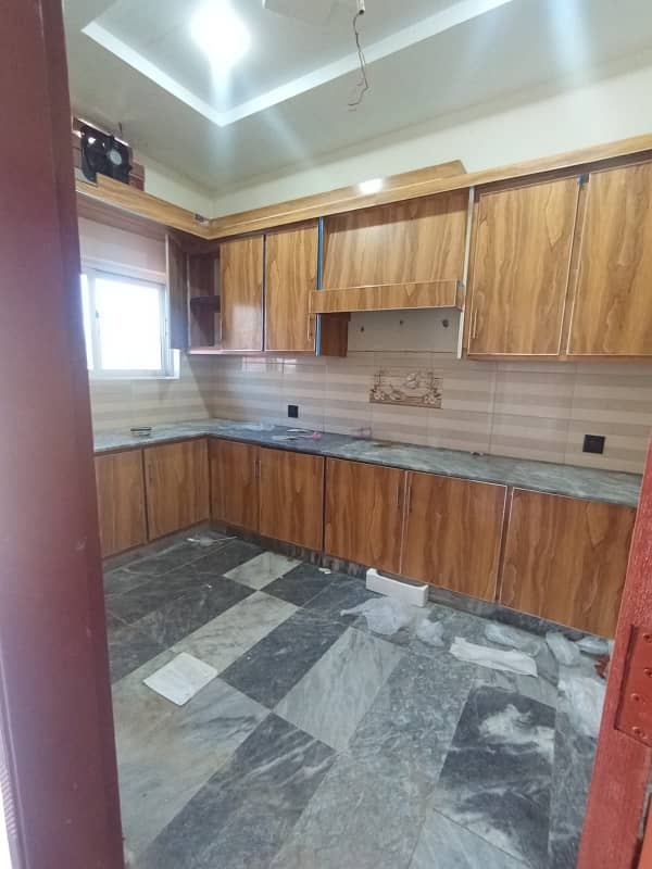 FLAT FOR RENT 5