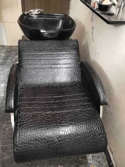 shower bed