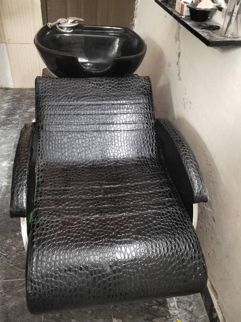 shower bed 0