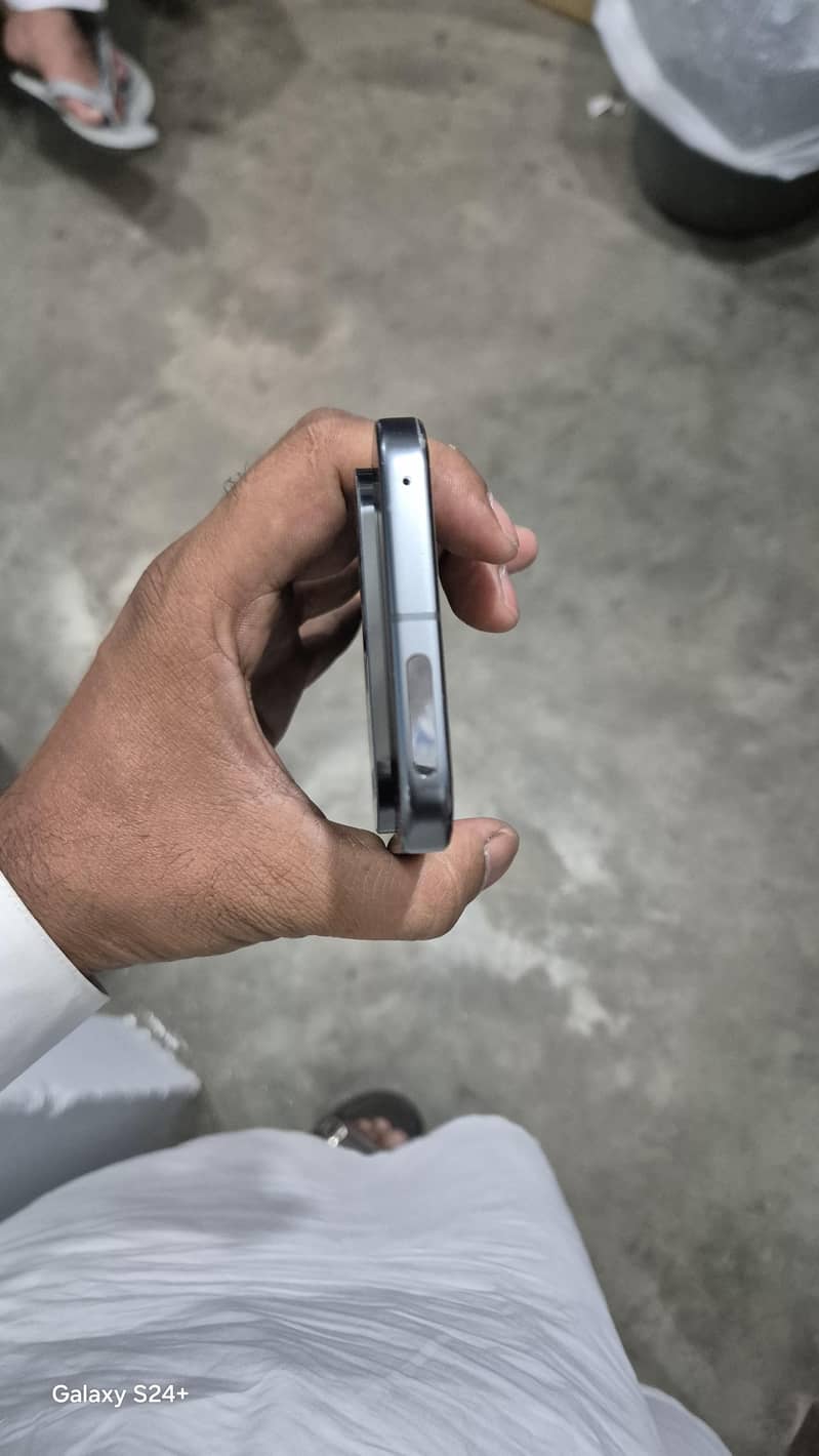 Google pixel 9 pro 4