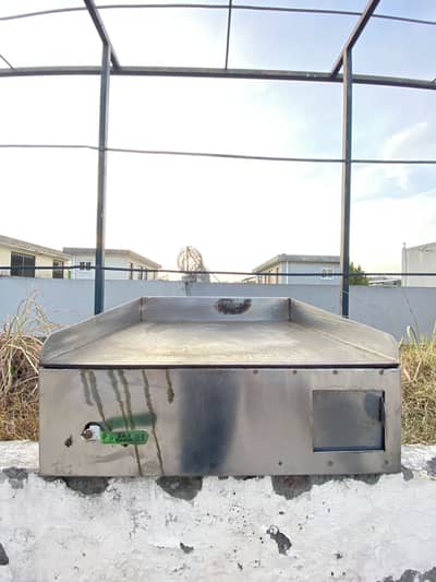 Restaurant used grill tawa / hot plate