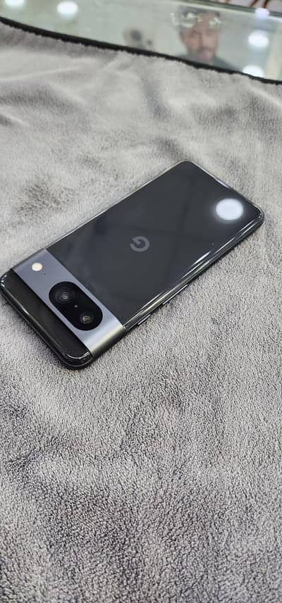 Google pixel 8  condition 10 by 10