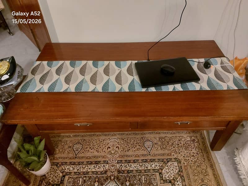 solid wood customer build center table 1
