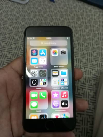 iphone 7 single hand used