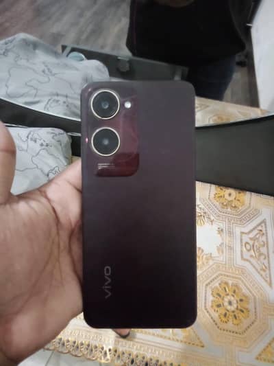 vivo y18