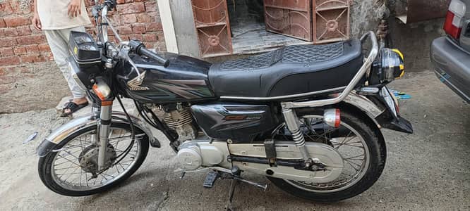 Honda CG 125 Black