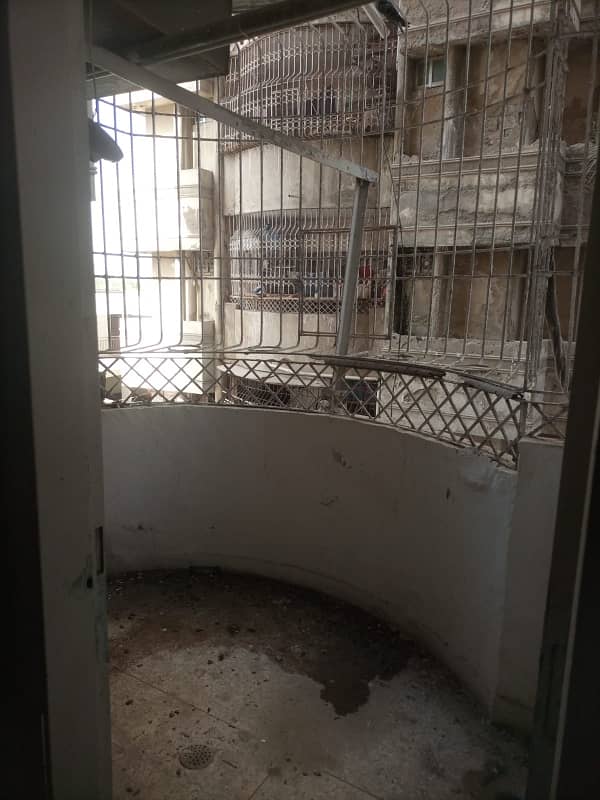 Flat For Rent 4