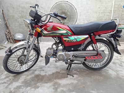 Honda CD70 2018