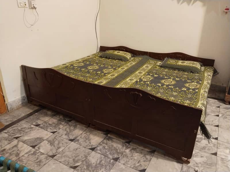 bed 7x4 0