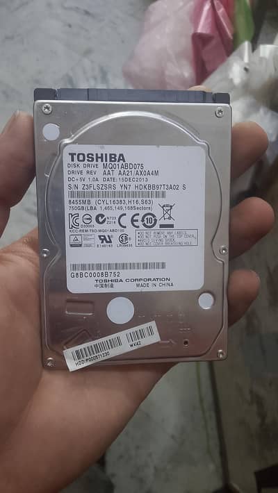 Toshiba HDD hard disk 750GB FOR SALE.