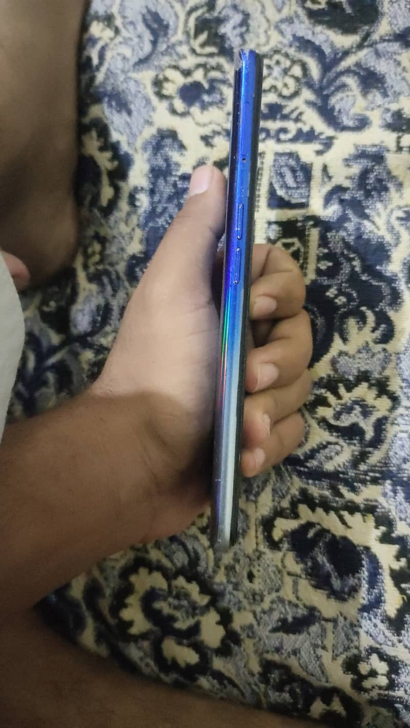 OPPO A54 3