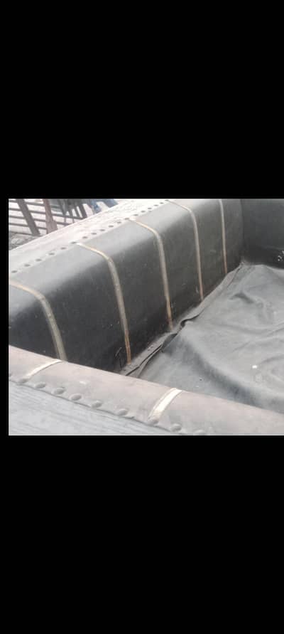 3 add sofa set hain kisi Bhai ko chaye rabta karen 03471256825