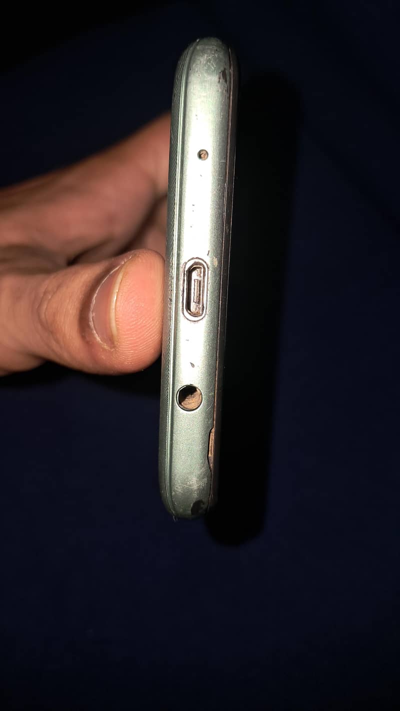 undefined 4