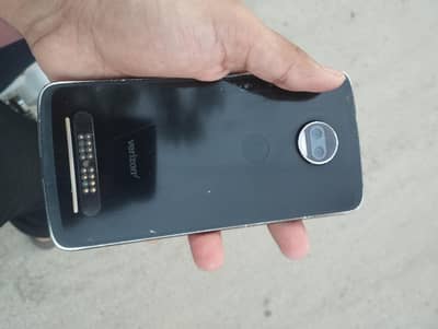 Moto z2 force 4/64 condition 10/9