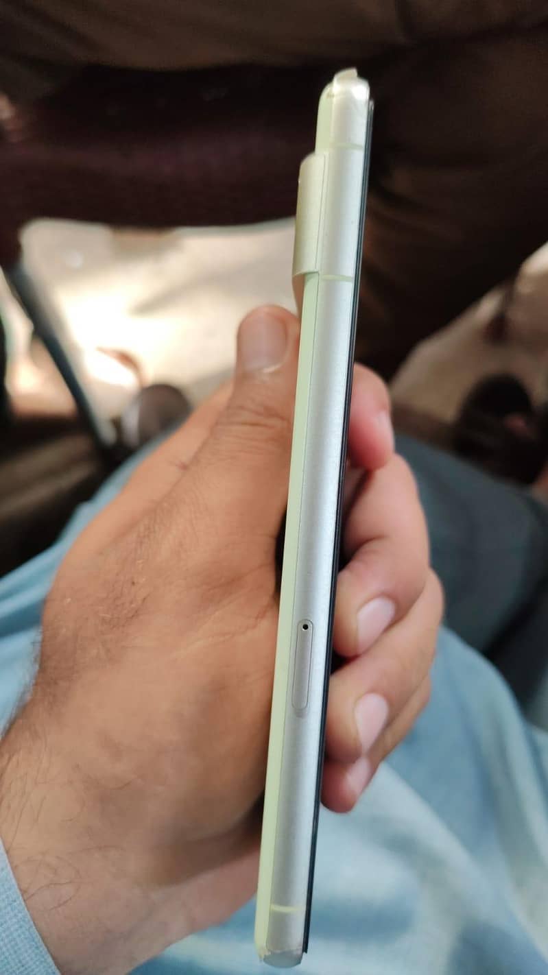 GOOGLE PIXEL 7 3