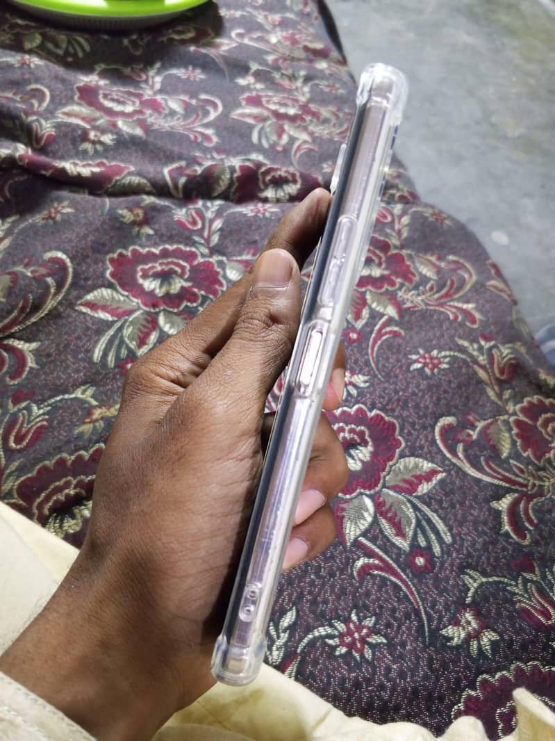 Tecno camon 18p 5