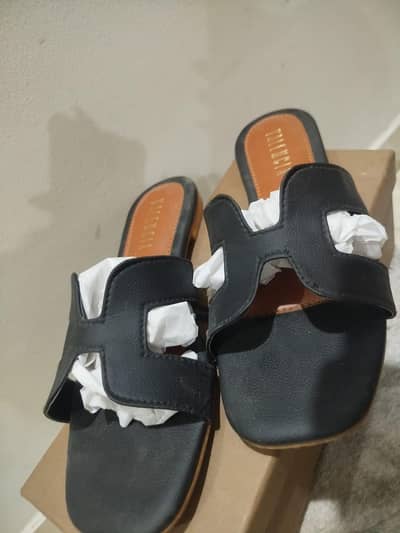 Women Flats