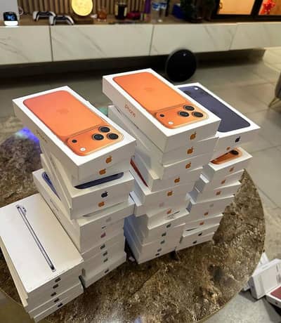 APPLE IPHONE EVERY MODELS AVAILABLE IN WHOLESALE RATE .