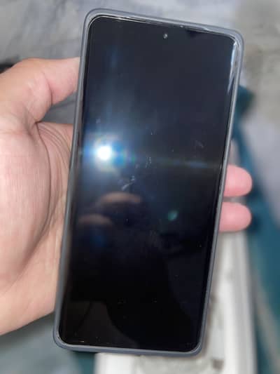Radme note 14pro8/256 9 months warinty availible box charger