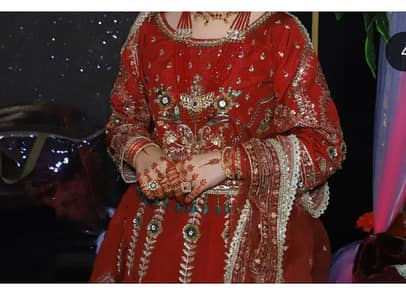 Barat , Valima Lehnga New condition