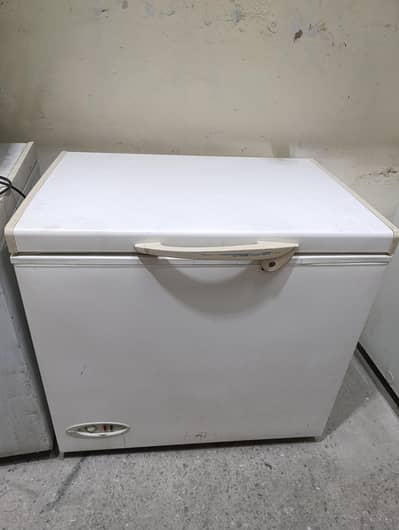 Deep freezer