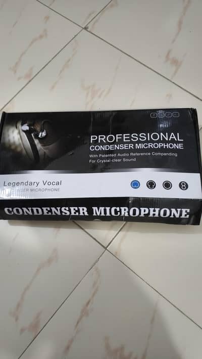 condensor microphone newer used mint condition