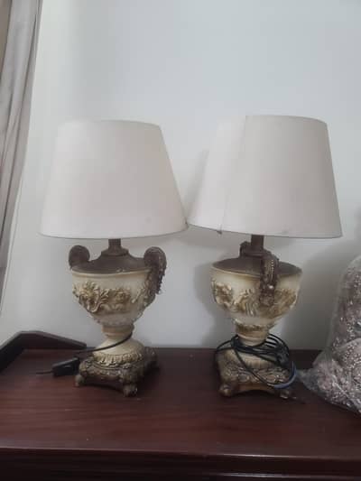Vintage-Style side table lamps 10/10