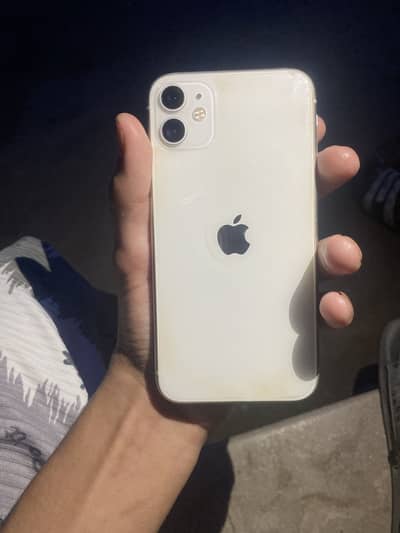 Iphone11 used (10/7) white colour (64gb) factory unlock battery change