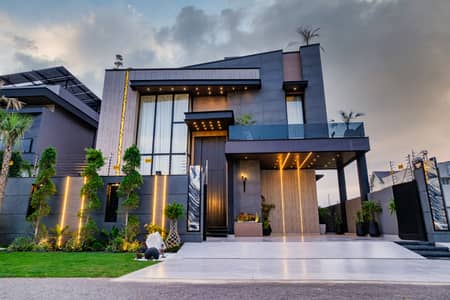 1 Kanal Full Basement House Besides Park