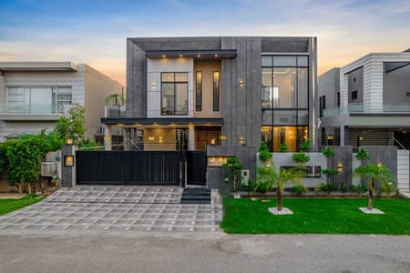 1 Kanal Top Class Luxury House Near Park & Mosque