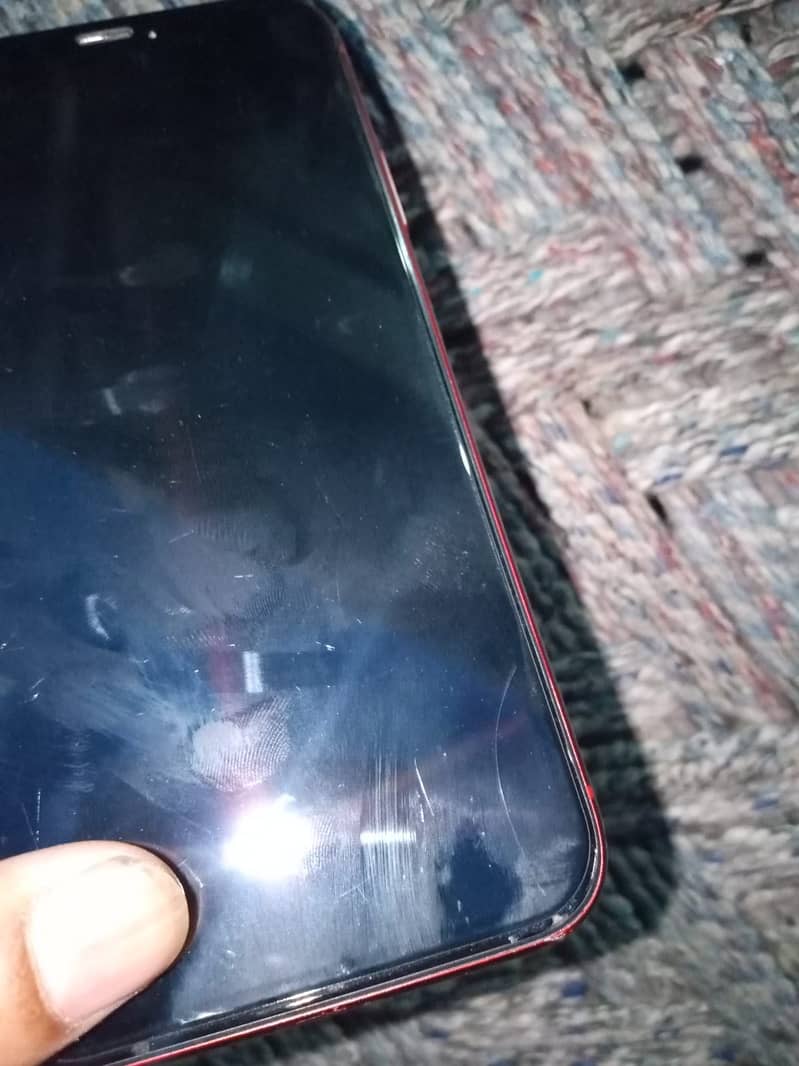 iPhone XR 0