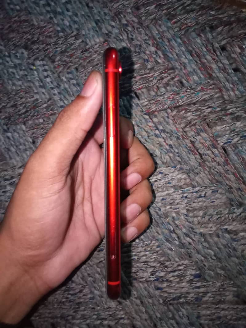 iPhone XR 2