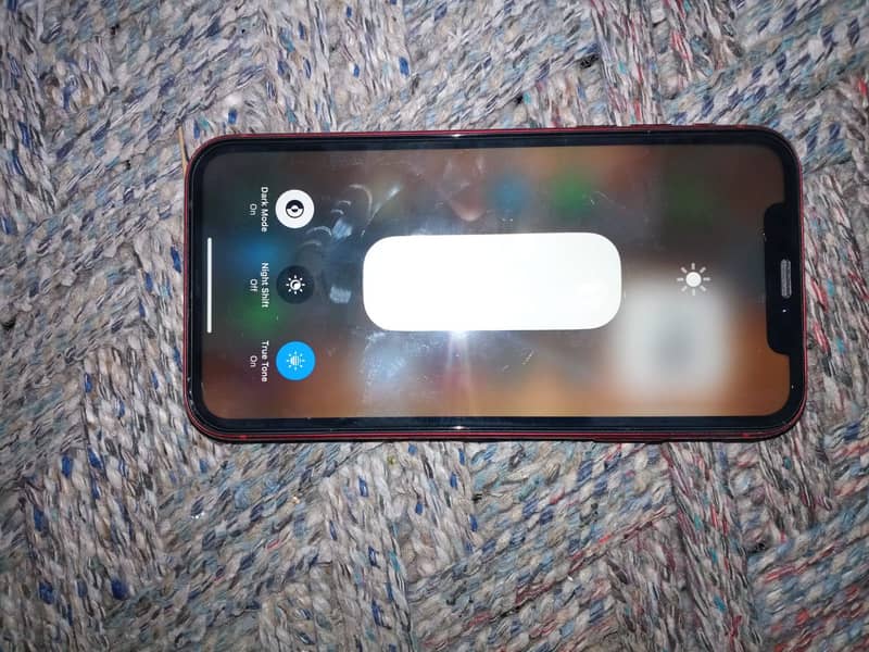 iPhone XR 7