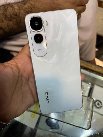 vivo y400