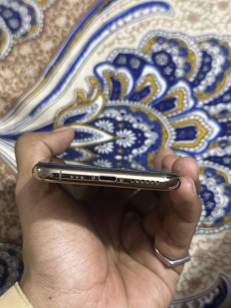 Iphone xs 5