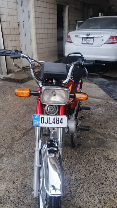 hi speed motorcycle