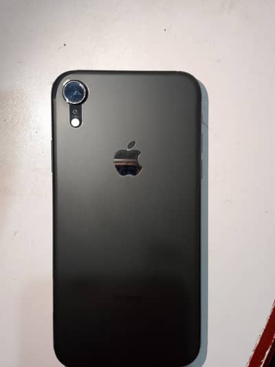 iPhone XR fresh