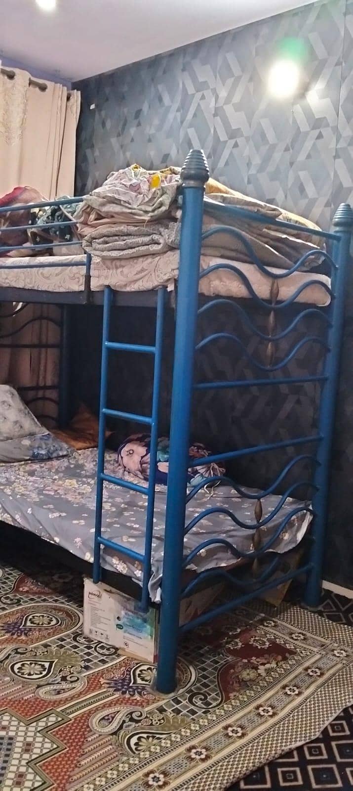 iron bed 2
