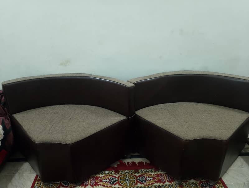 2 sofas for sale 0
