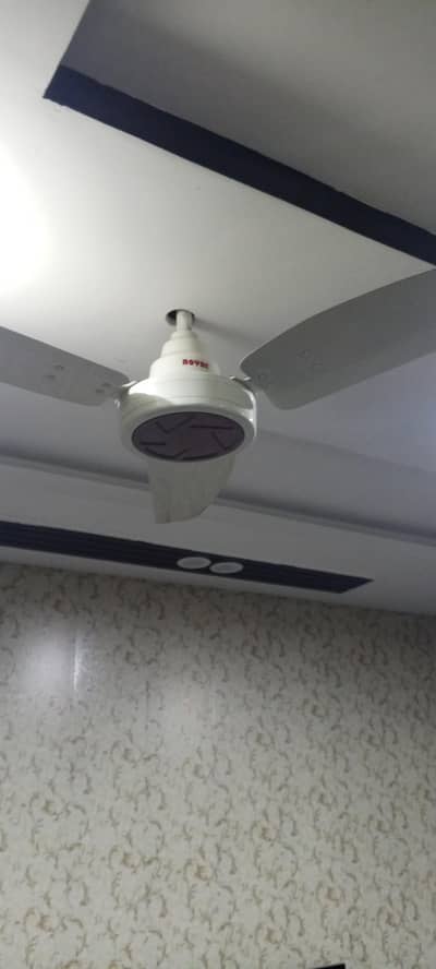 Royal Fans 56 inch - New condition 100% copper