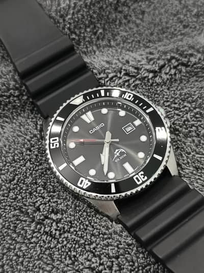 Casio MDV-106 Duro